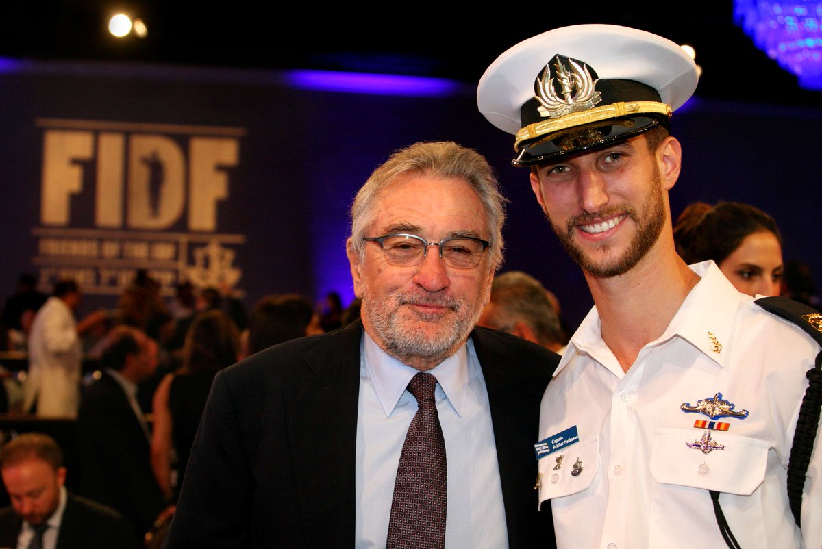 Robert Deniro with an IDF Naval Officer