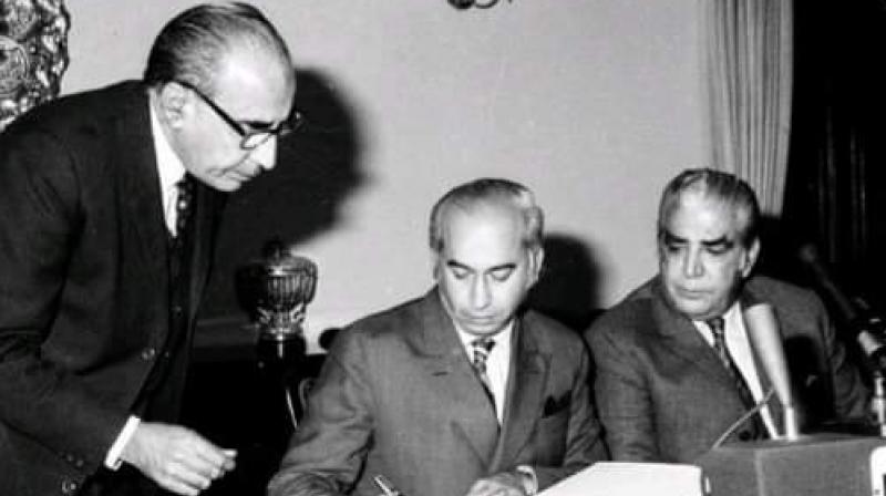 Yahya Khan transfers power to Zulfiqar Ali Bhutto on 20th December 1971
