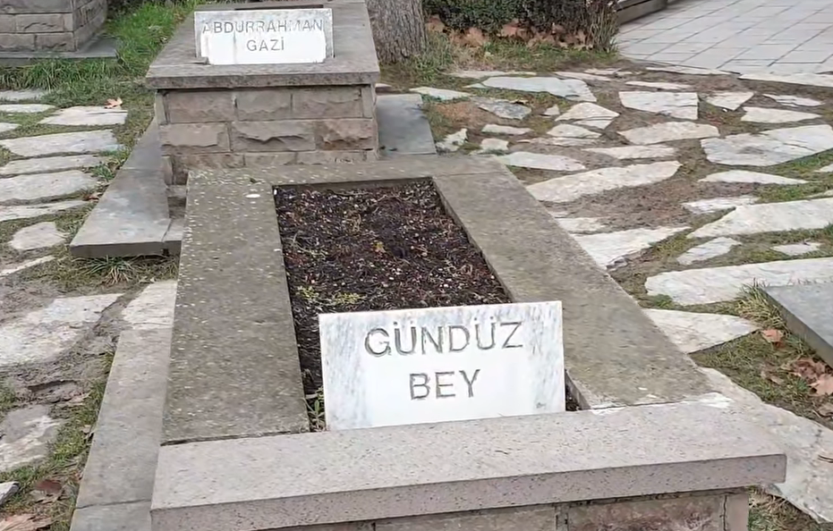 Tomb of Gunduz & Abdur Rahman
