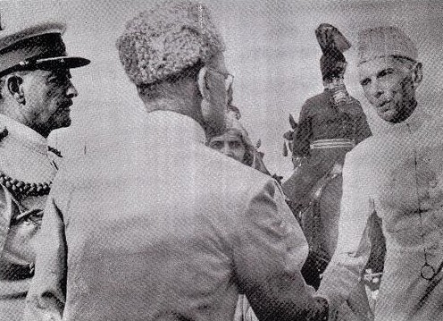State Bank Governor Zahid Hussain (d. 1957) greeting Quaid-e-Azam. Zahid Hussain had also served as Pakistan’s first High Commissioner to India from August 1947 to April 1948.