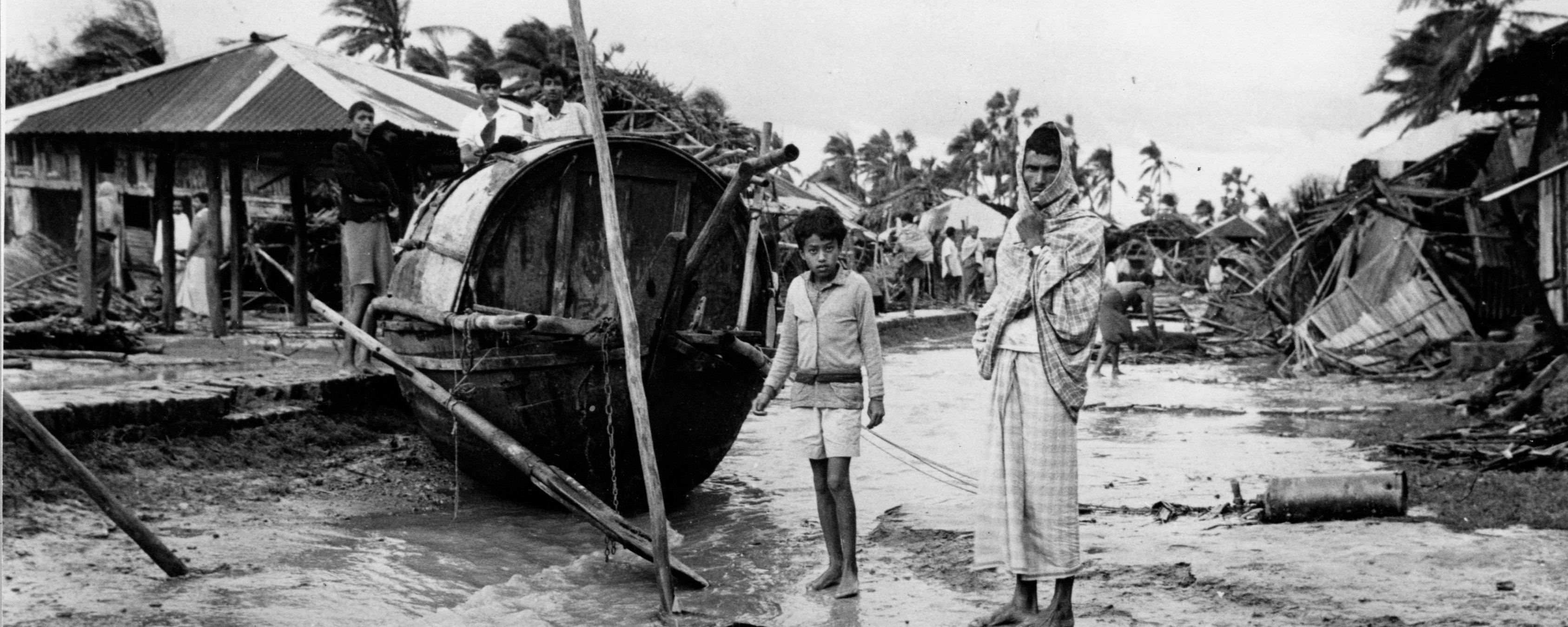 Yahya Khan aerially reviews the Cyclone destruction